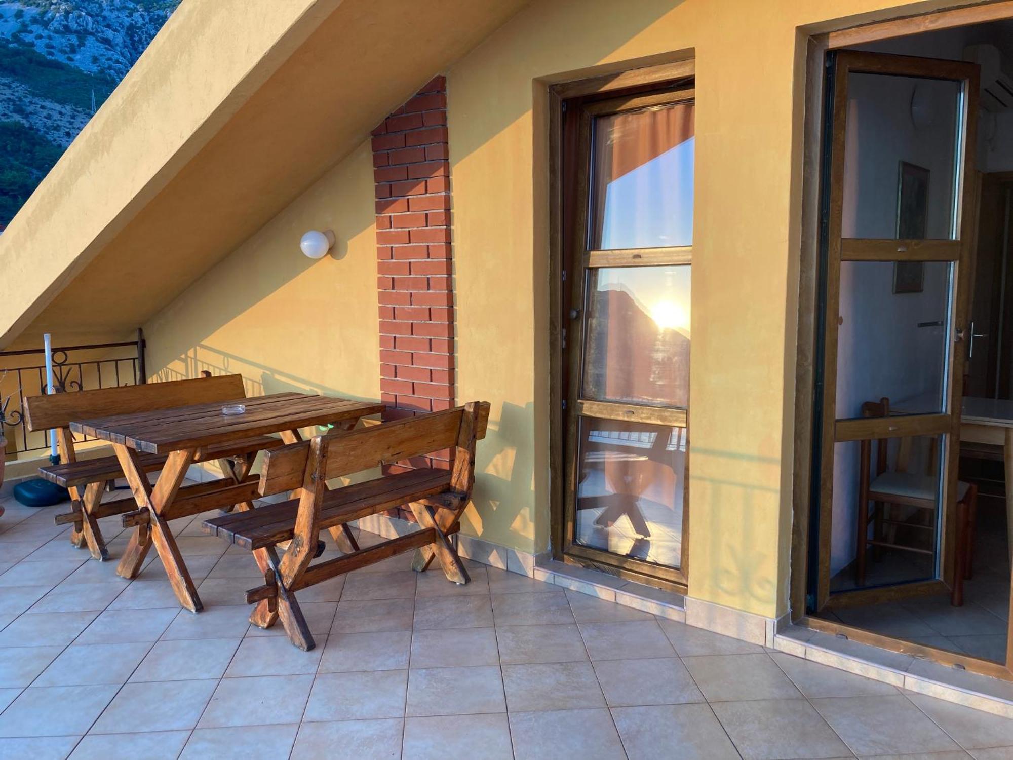 Monterama Apartments 수토모레 외부 사진